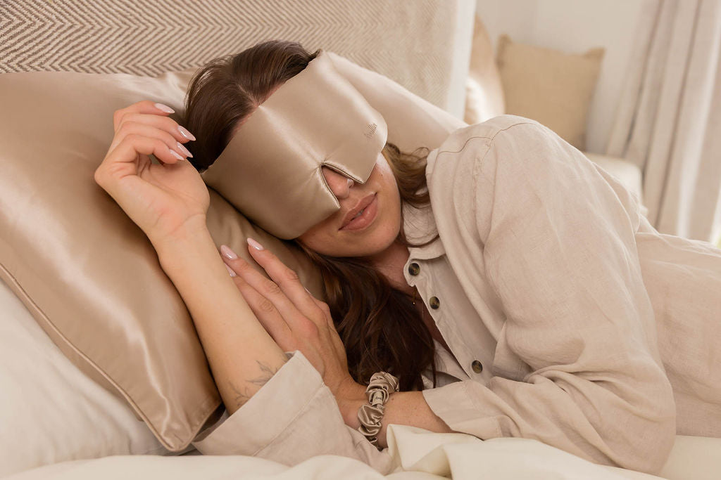 No.25 Anti-Frizz & Crease Defence Complete Routine (with Mask, Pillowcase & Ties)