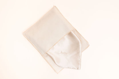 No.25 Anti-Crease & Frizz Pillowcase