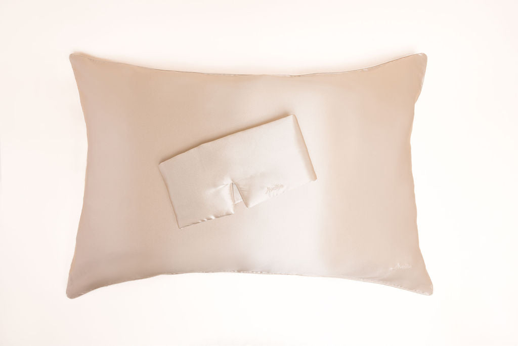 No.25 Anti-Frizz & Crease Defence Pillowcase & Moisture-Lock Mask Duo